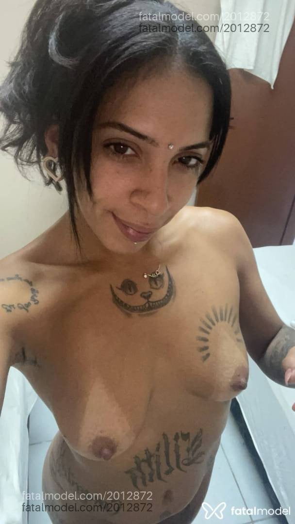 Acompanhante mulher morena (o) de olhos castanhos - Aurora