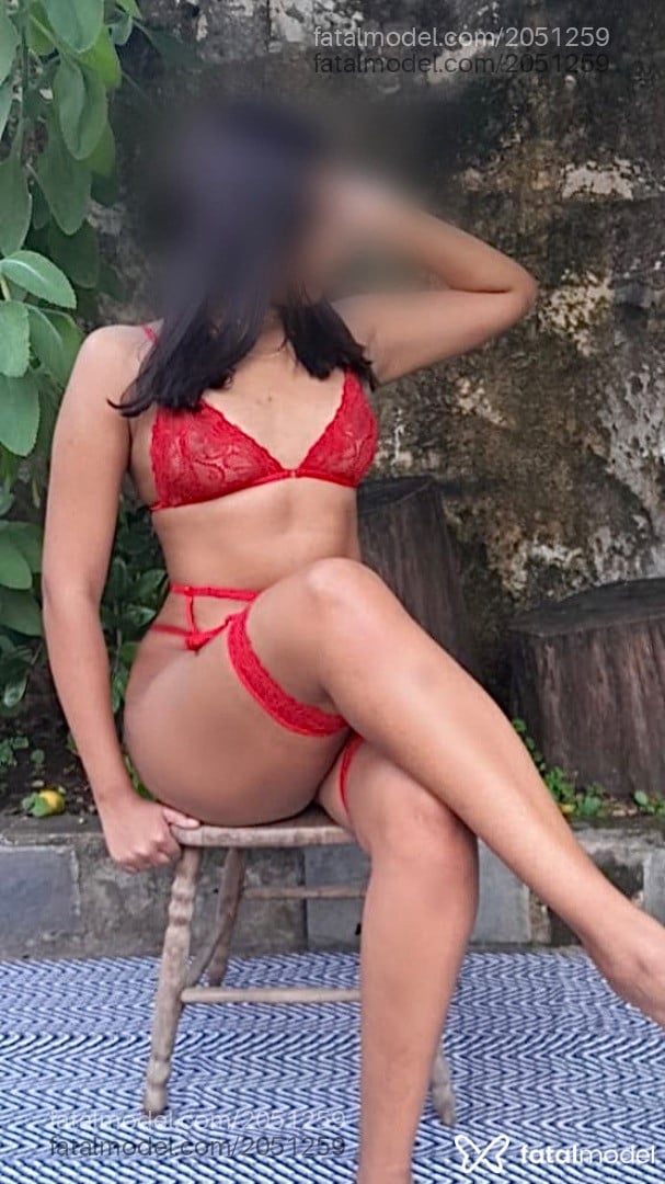 Acompanhante mulher morena (o) de olhos castanhos em São Paulo Acompanhante mulher morena (o) de olhos castanhos em São Paulo - Ingrid