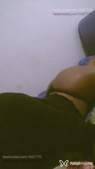 Acompanhante mulher trans morena (o) de olhos pretos - Luna Siv