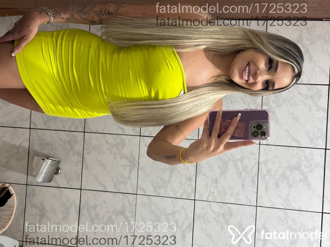 Acompanhante mulher loira (o) de olhos mel - Bruna Ávilla Acompanhante mulher loira (o) de olhos mel - Bruna Ávilla