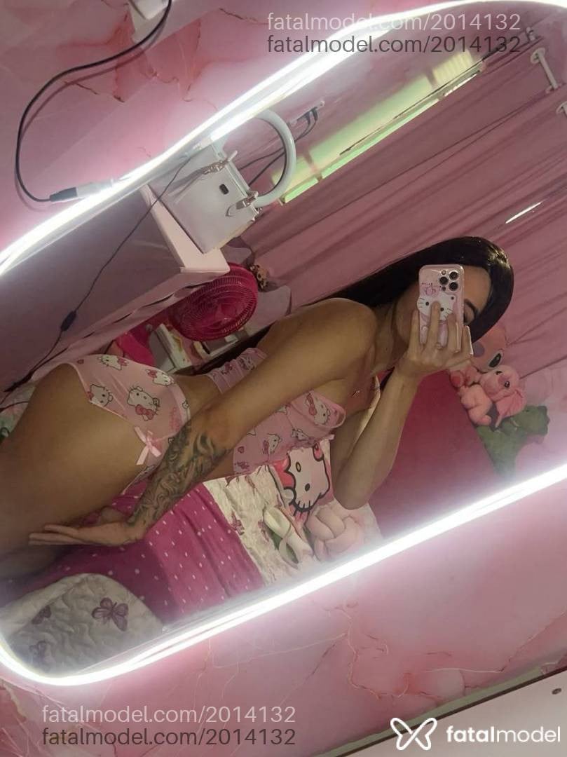 Acompanhante mulher trans morena (o) de olhos castanhos - Ana Clara