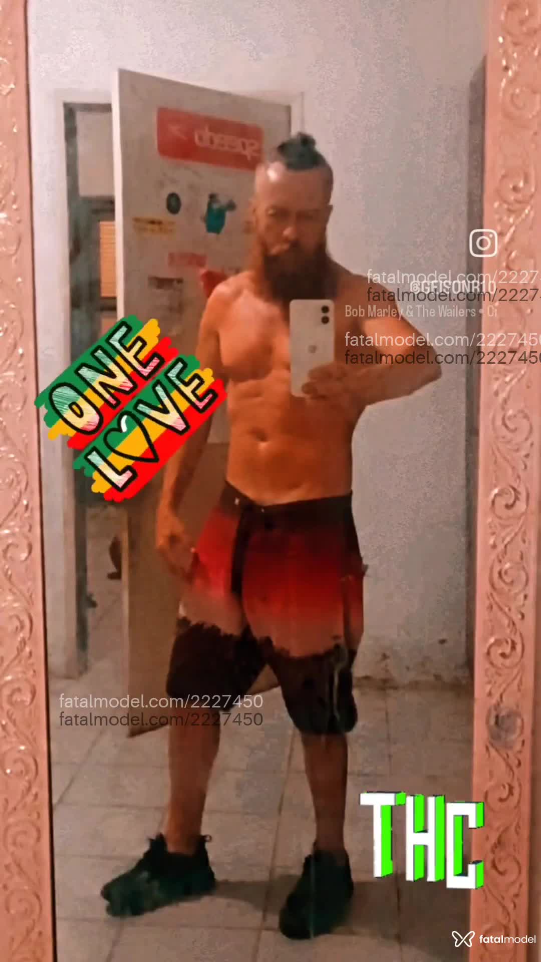 Acompanhante homem ruiva (o) de olhos castanhos em Virtual - Rick Martine