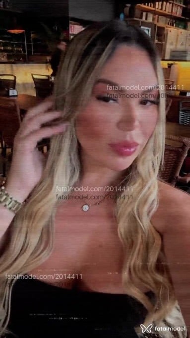 Acompanhante mulher loira (o) de olhos mel em Maringá - Sthefany