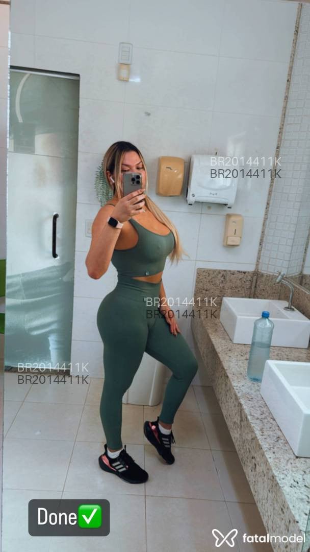 Acompanhante mulher loira (o) de olhos mel em Maringá - Sthefany