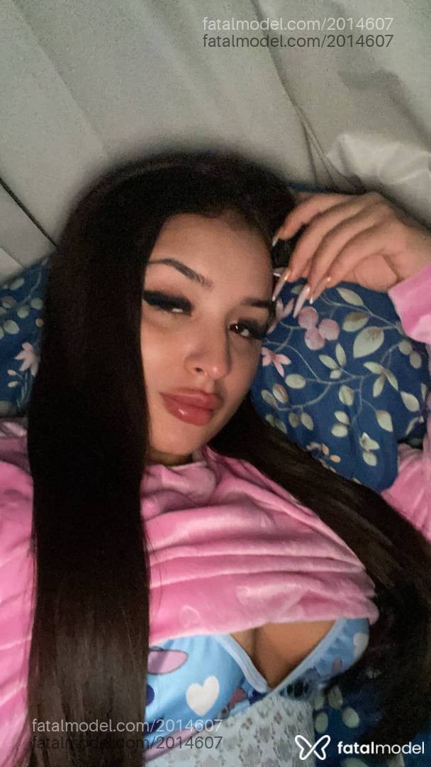 Acompanhante mulher morena (o) de olhos castanhos em Penha - Manu