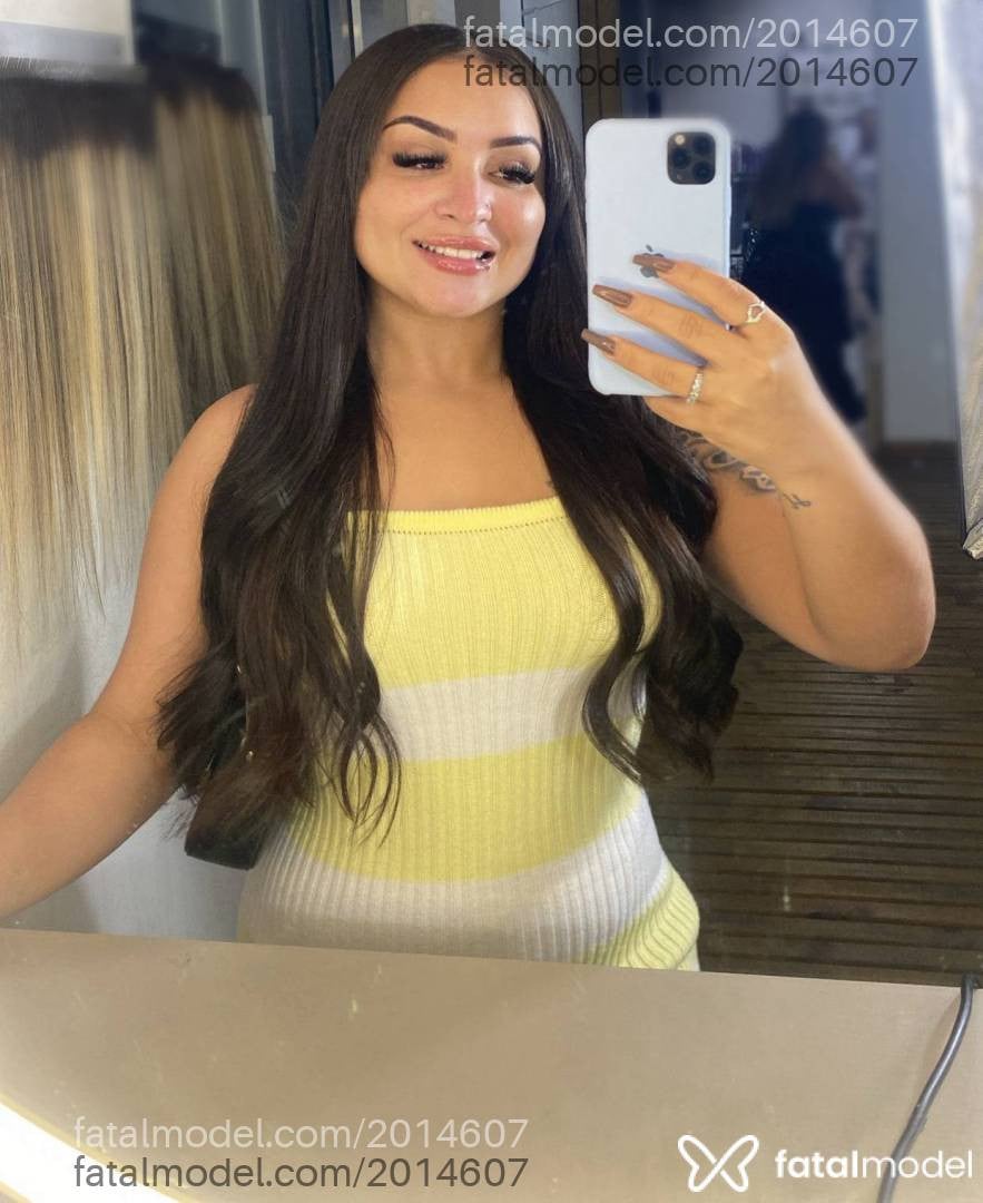 Acompanhante mulher morena (o) de olhos castanhos - Manu