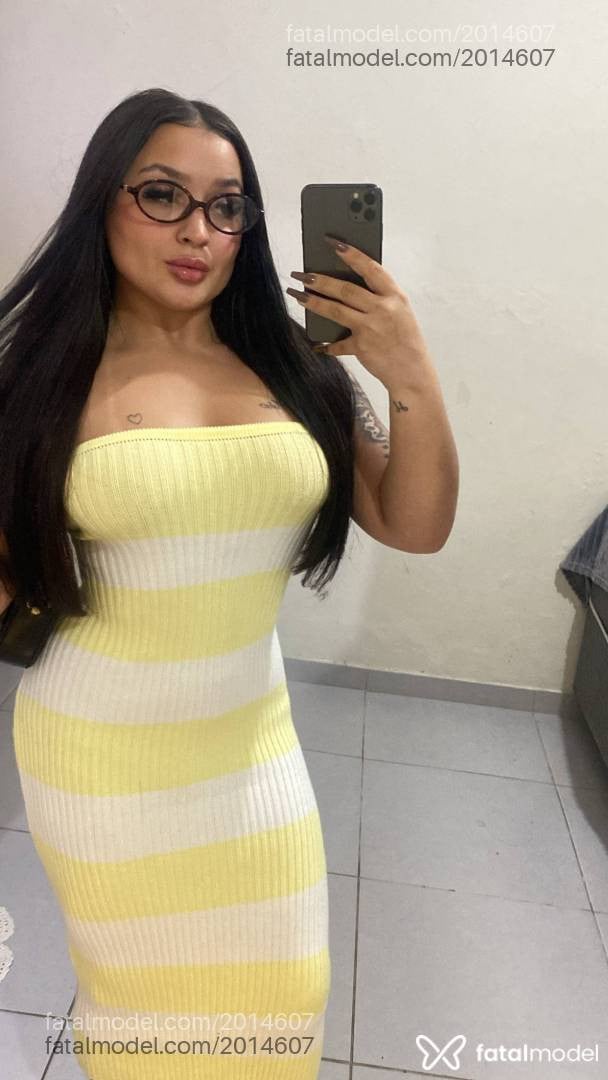 Acompanhante mulher morena (o) de olhos castanhos - Manu