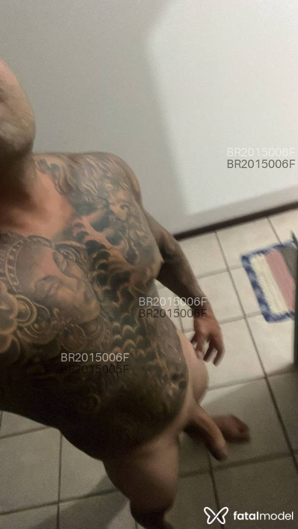 Acompanhante homem morena (o) de olhos castanhos em Virtual - Rafinha
