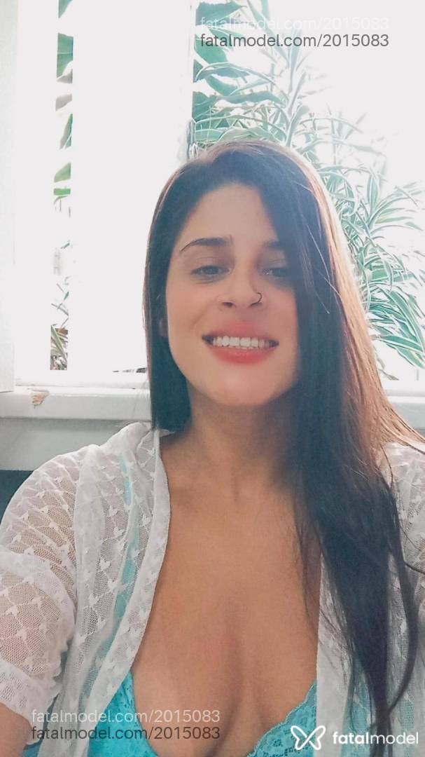Acompanhante mulher com cabelo castanho de olhos castanhos em Conselheiro Lafaiete - Nathália Bernades