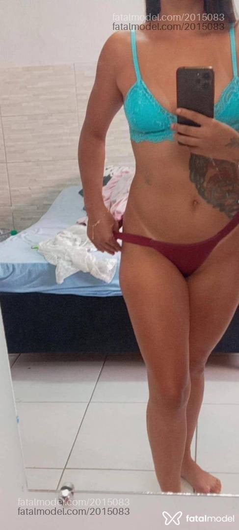 Acompanhante mulher com cabelo castanho de olhos castanhos em Conselheiro Lafaiete - Nathália Bernades