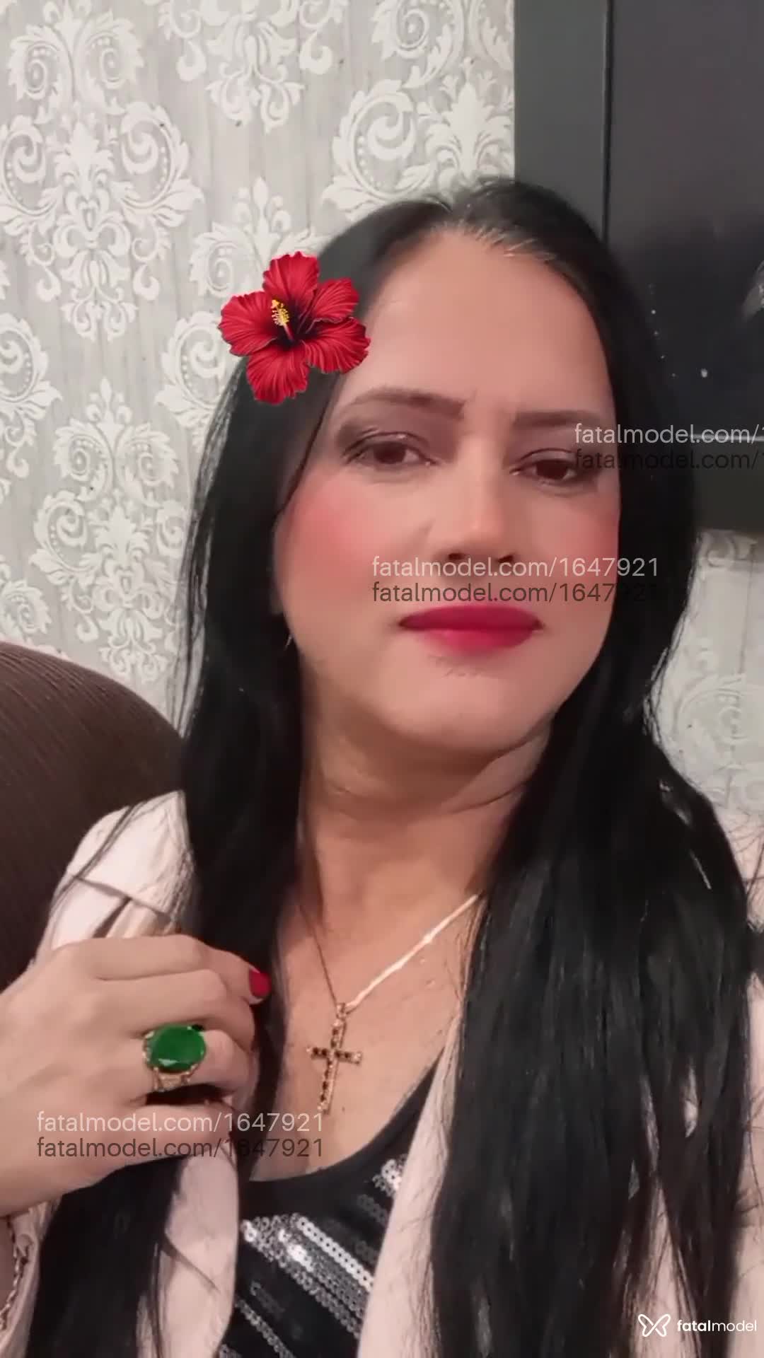 Acompanhante homem trans morena (o) de olhos castanhos em Itapema - Kelly Soares