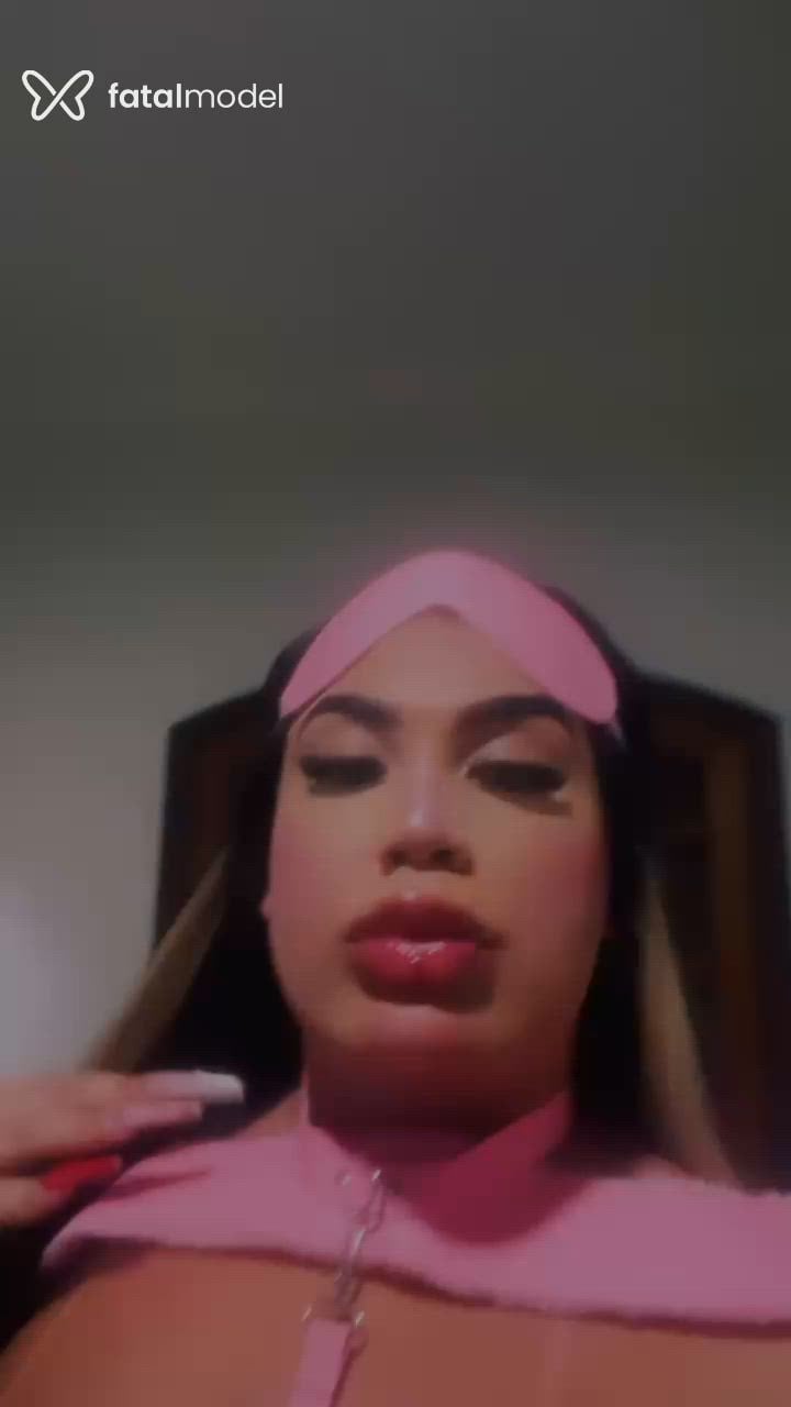 Acompanhante mulher trans morena (o) de olhos castanhos em Campos dos Goytacazes - Isadora