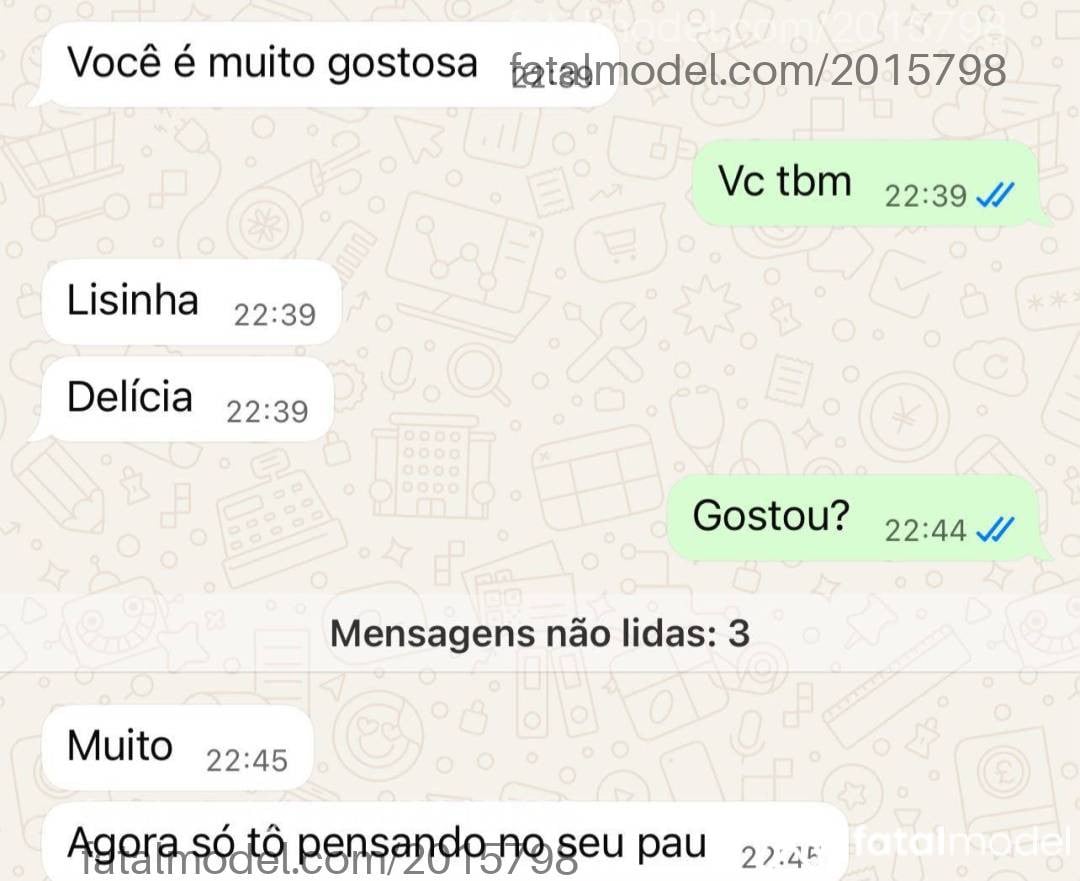 Acompanhante mulher trans morena (o) de olhos castanhos - Isadora