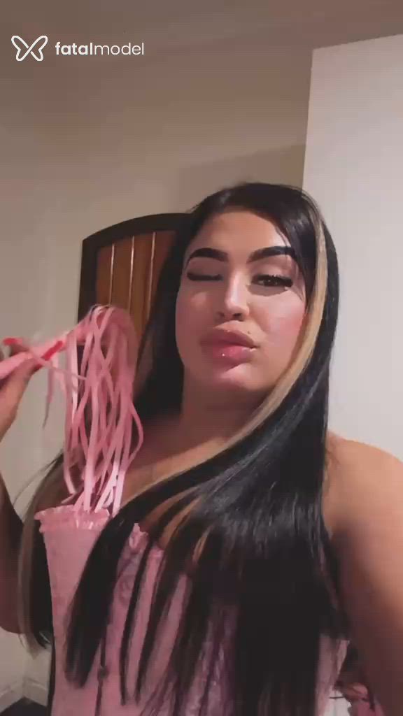Acompanhante mulher trans morena (o) de olhos castanhos em Campos dos Goytacazes - Isadora