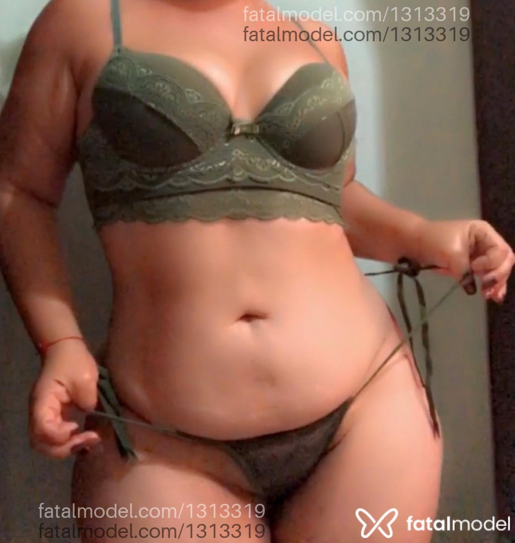 Acompanhante mulher morena (o) de olhos castanhos em Uberaba Acompanhante mulher morena (o) de olhos castanhos em Uberaba - Naty