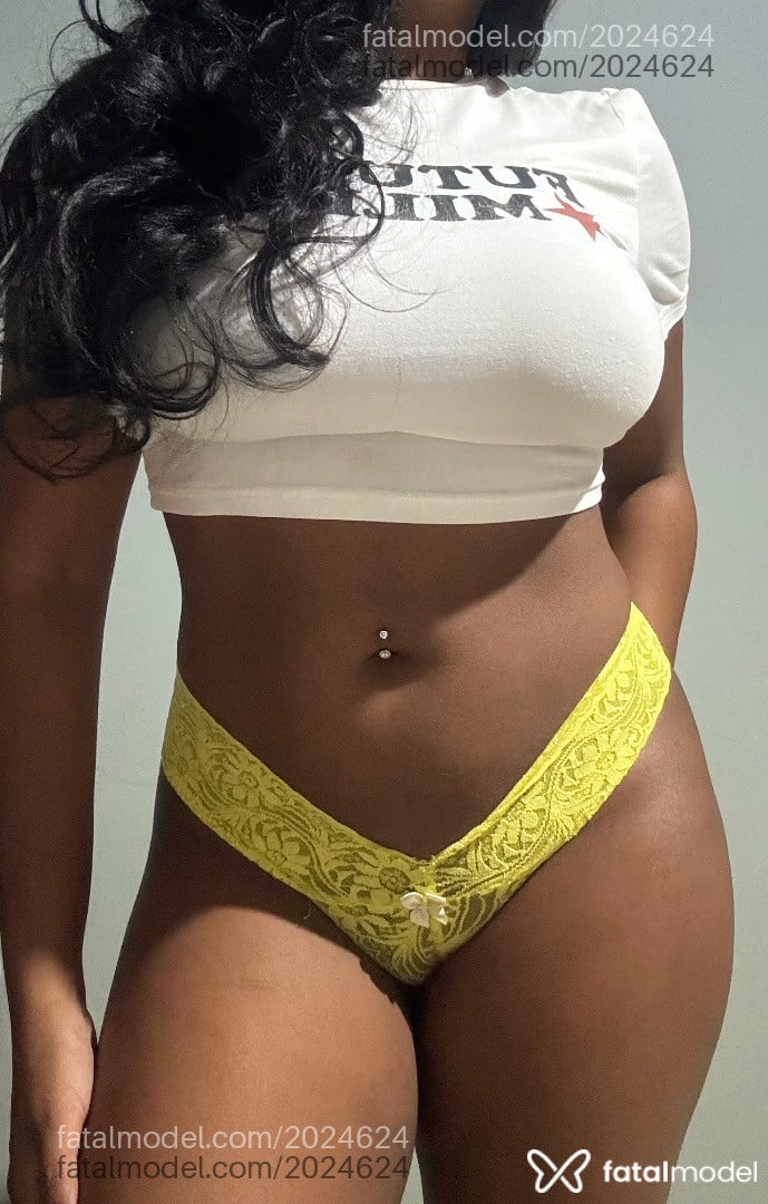 Acompanhante mulher morena (o) de olhos castanhos em Virtual - Verônica