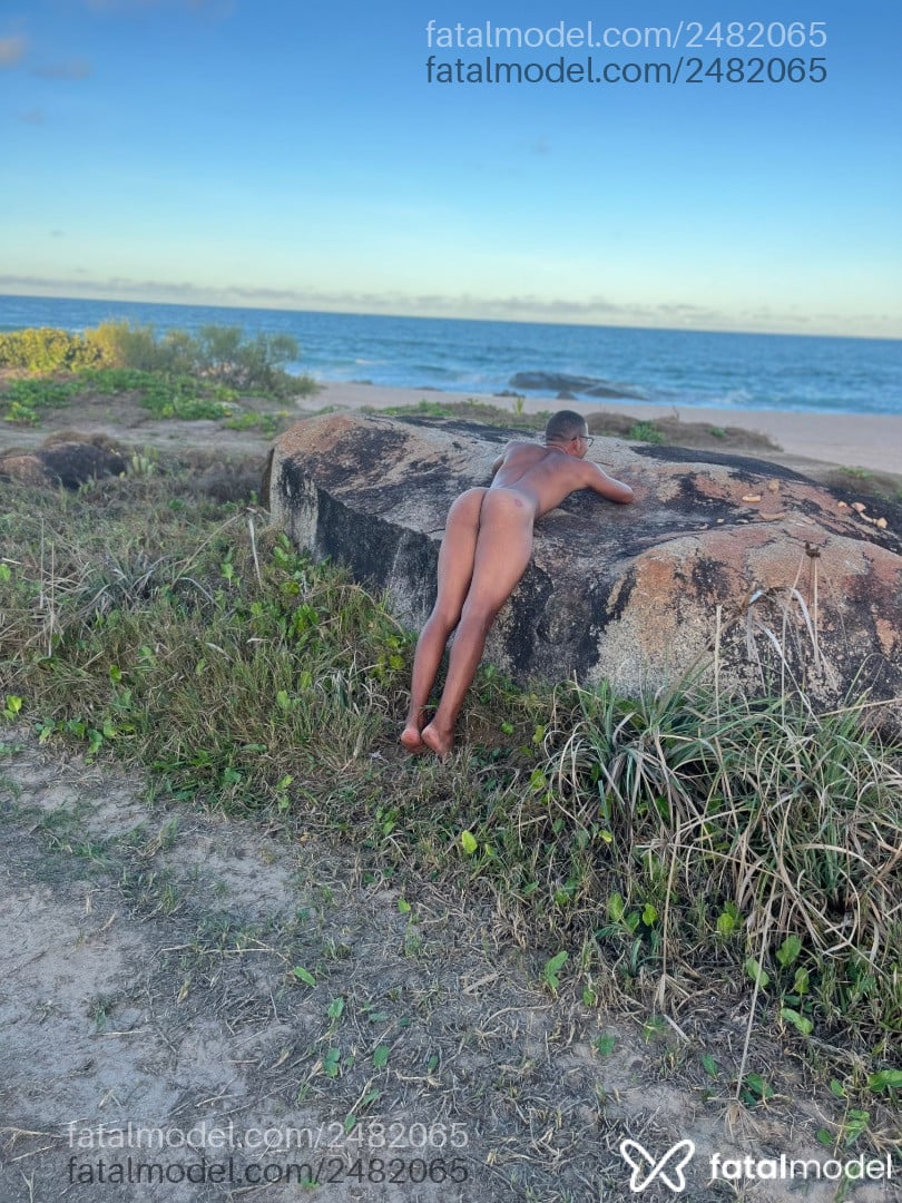 Acompanhante homem com cabelo castanho de olhos castanhos em Lauro de Freitas Acompanhante homem com cabelo castanho de olhos castanhos em Lauro de Freitas - Júnior