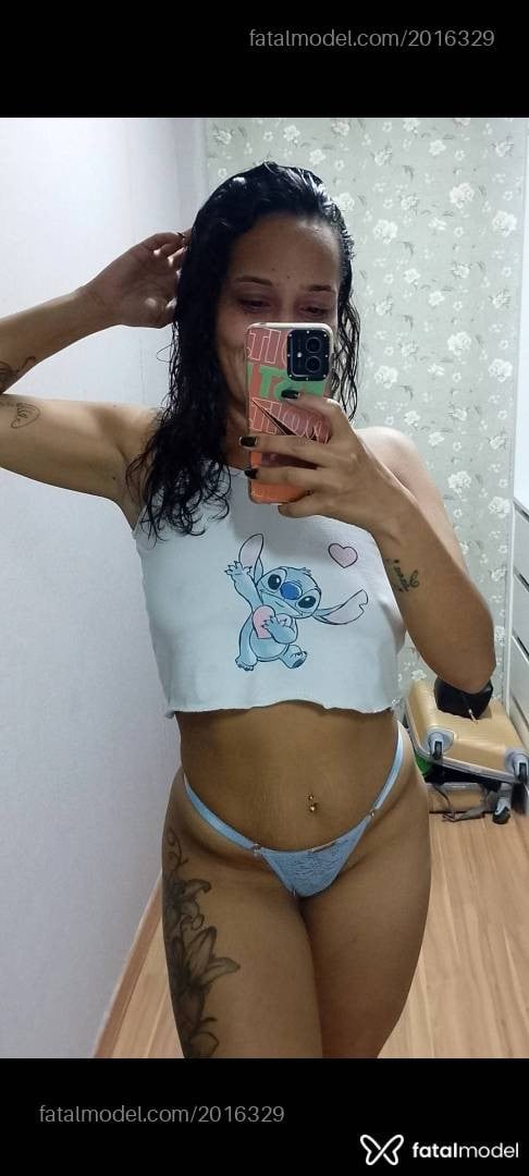 Acompanhante mulher com cabelo castanho de olhos castanhos em Belo Horizonte - Mel