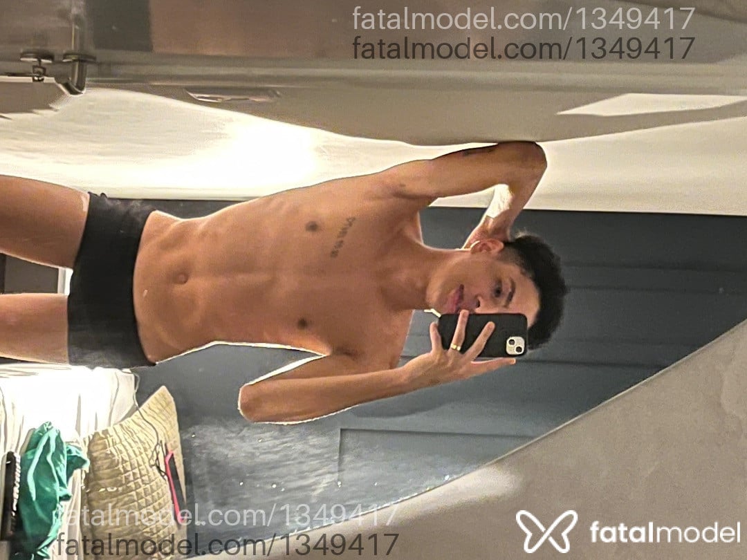 Acompanhante homem morena (o) de olhos pretos - Guilherme Acompanhante homem morena (o) de olhos pretos - Guilherme