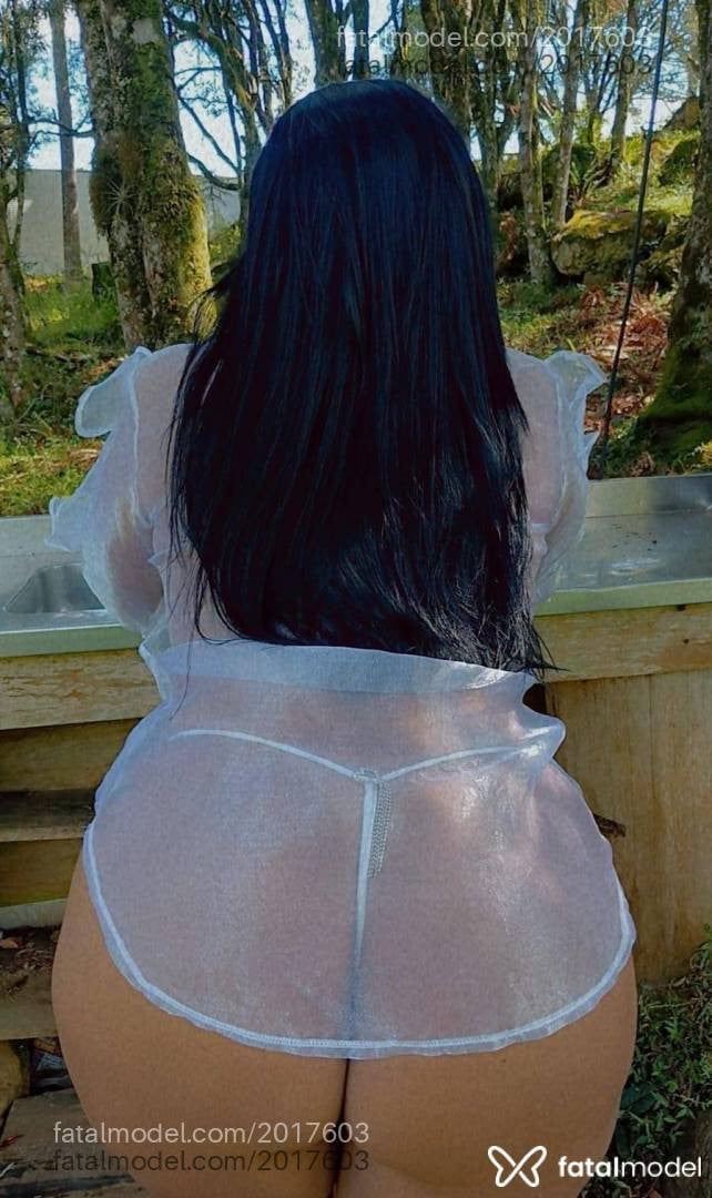 Acompanhante mulher morena (o) de olhos pretos - Jhady