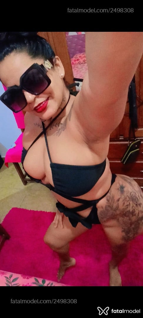 Acompanhante mulher morena (o) de olhos pretos - Stefany Rosa Acompanhante mulher morena (o) de olhos pretos - Stefany Rosa