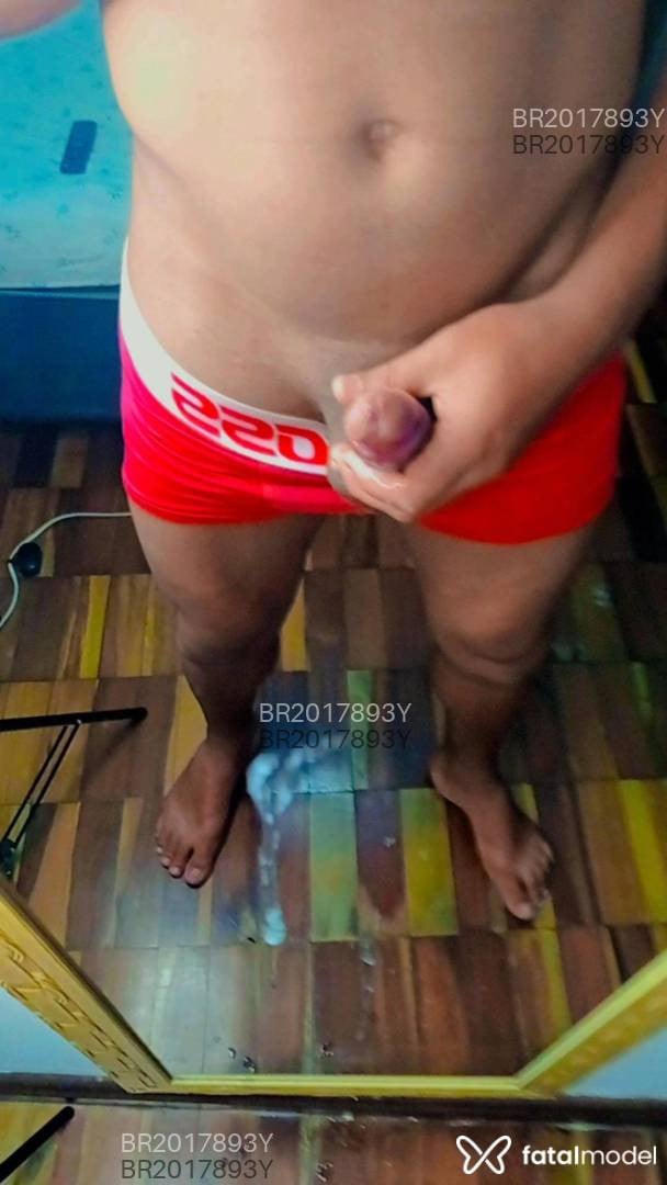 Acompanhante homem morena (o) de olhos pretos em Belo Horizonte Acompanhante homem morena (o) de olhos pretos em Belo Horizonte - Augusto