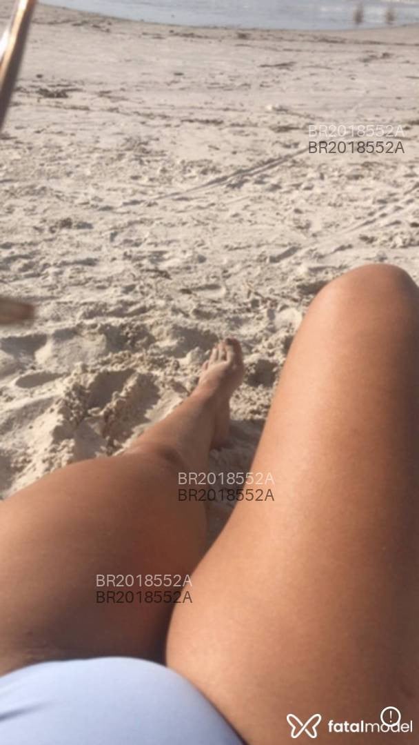 Acompanhante mulher loira (o) de olhos mel em Florianópolis - Rebeca