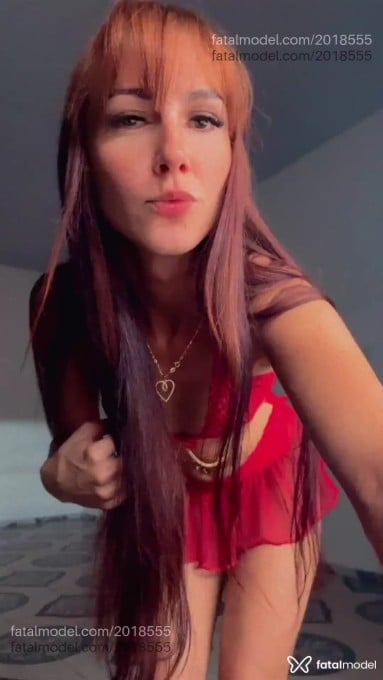 Acompanhante mulher com cabelo castanho de olhos castanhos em Macapá Acompanhante mulher com cabelo castanho de olhos castanhos em Macapá - Rubi