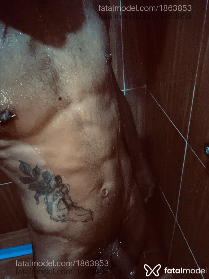 Acompanhante homem morena (o) de olhos castanhos - Lucas silva