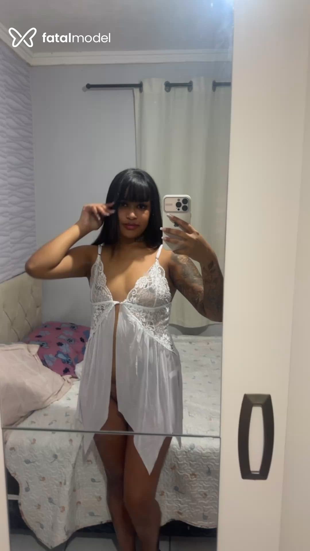 Acompanhante mulher com cabelo castanho de olhos castanhos - Melissa