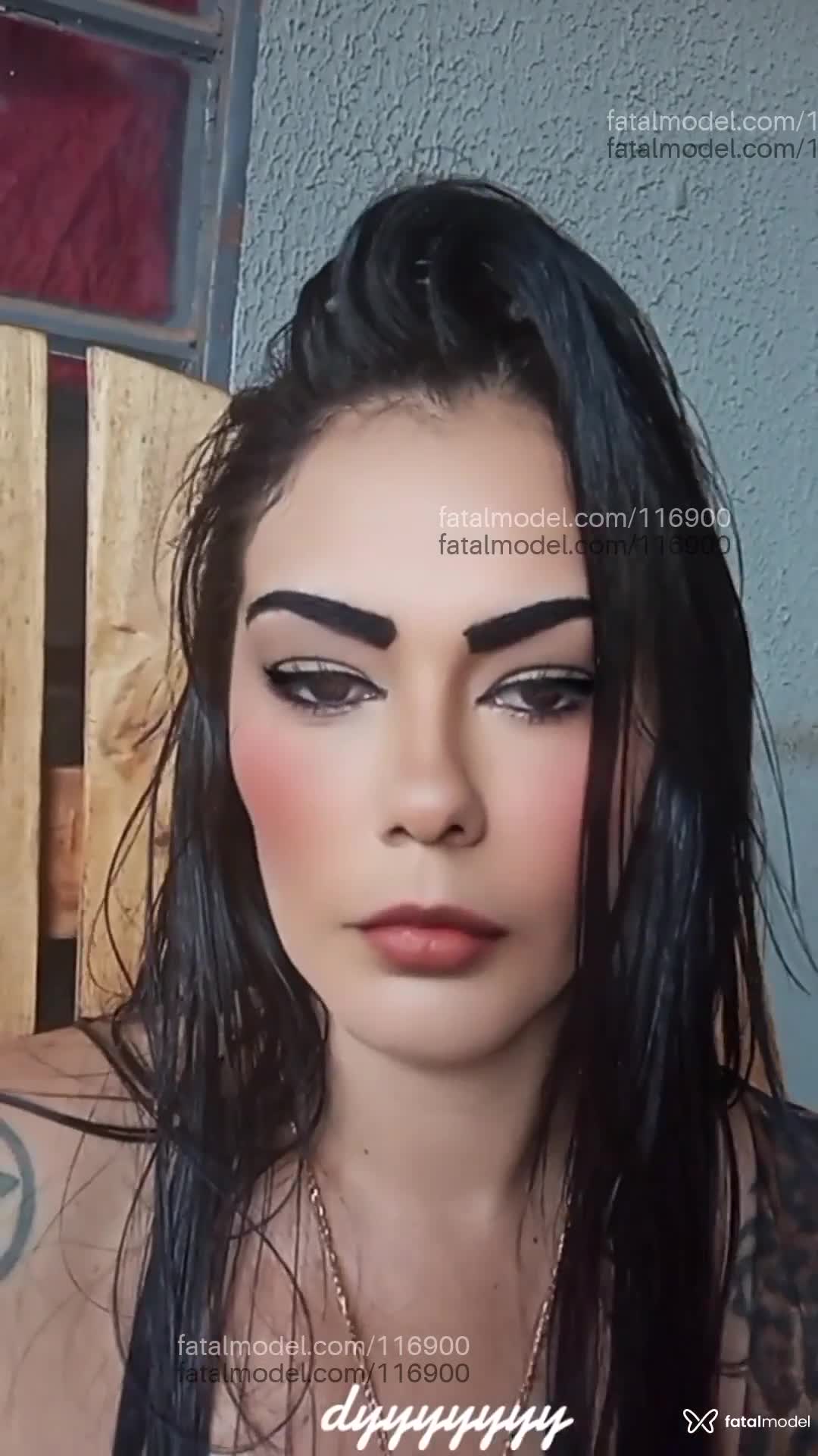 Acompanhante mulher com cabelo castanho de olhos castanhos em Morrinhos Acompanhante mulher com cabelo castanho de olhos castanhos em Morrinhos - Kiara rocha