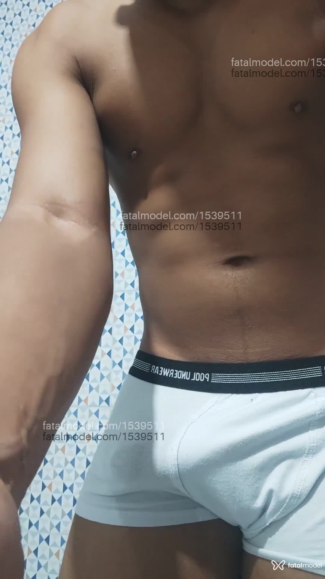 Acompanhante homem com cabelo castanho de olhos pretos em João Pessoa - Lord Jampa