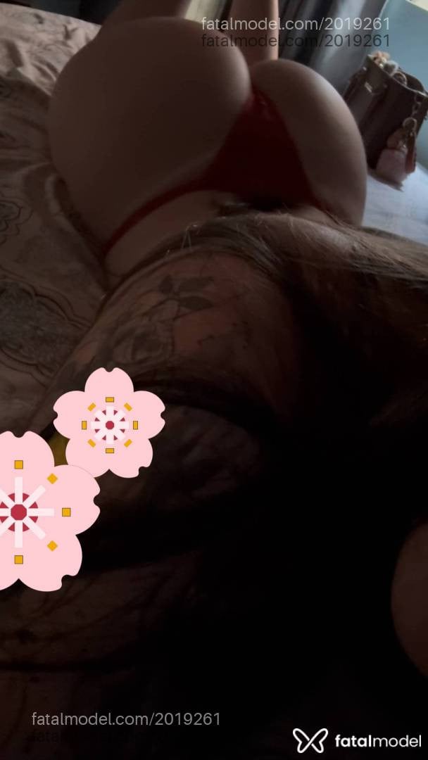 Acompanhante mulher com cabelo castanho de olhos castanhos - Ana Julia