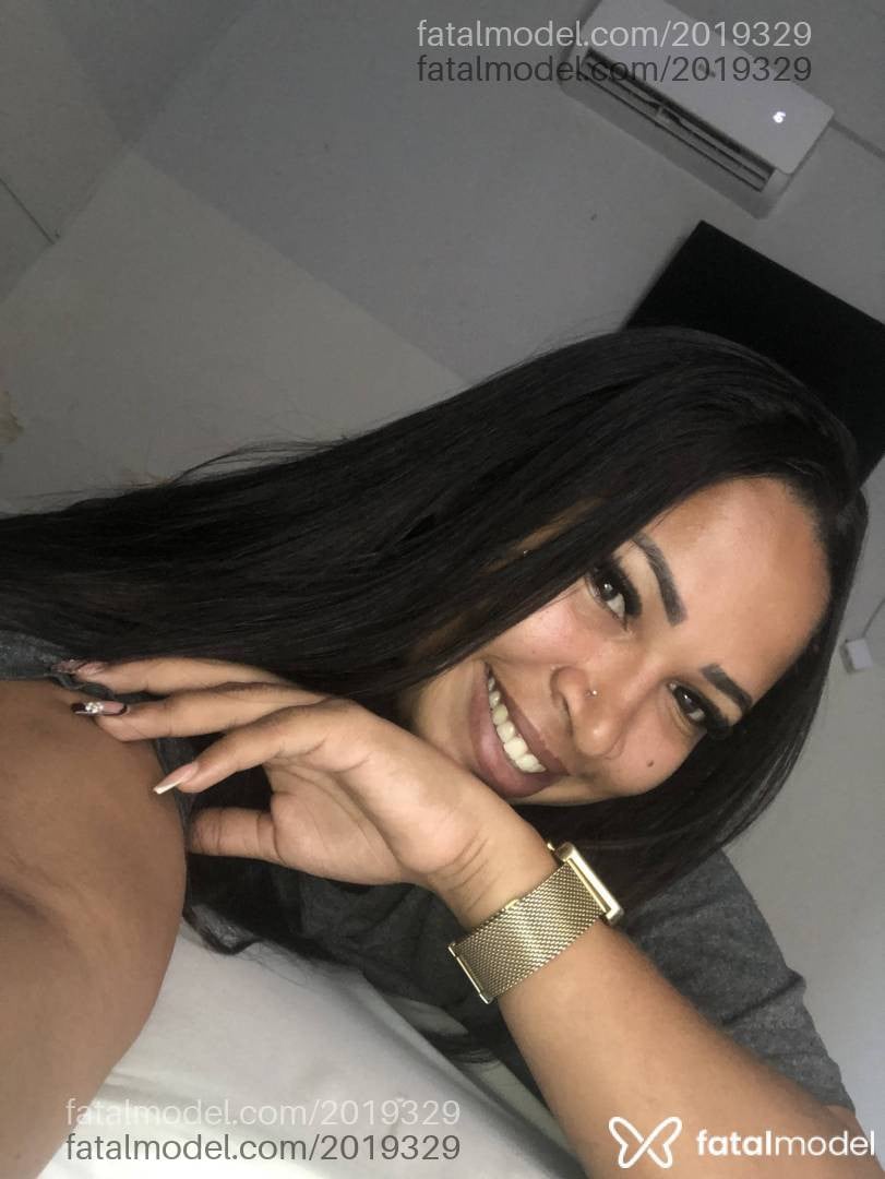 Acompanhante mulher morena (o) de olhos castanhos - Kelly Oliveira