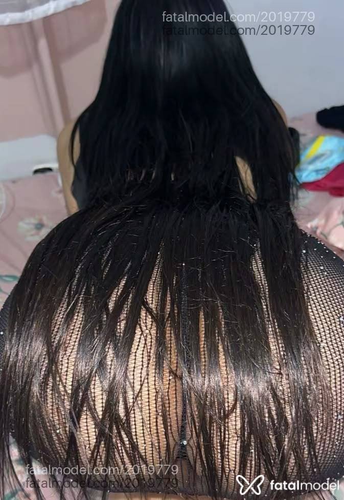 Acompanhante mulher com cabelo castanho de olhos castanhos - Thayzinha