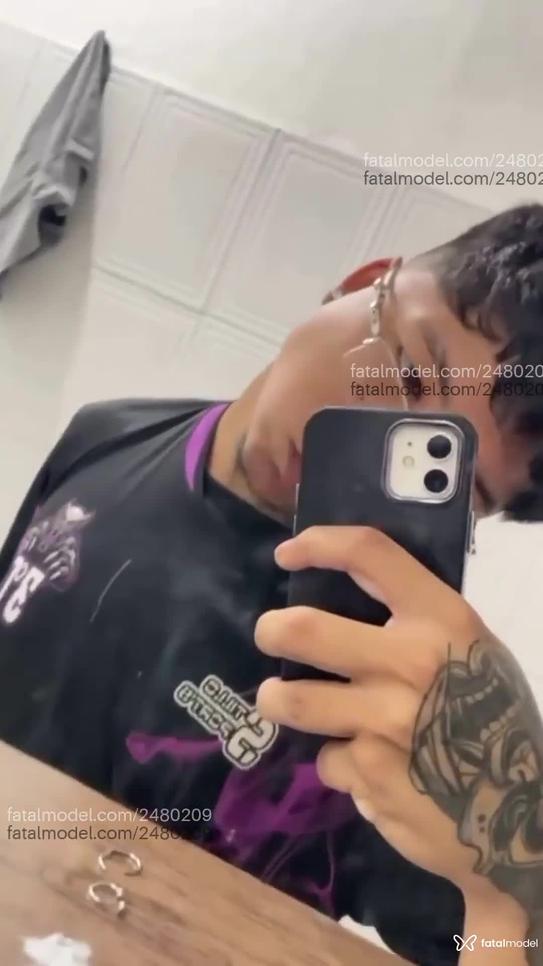 Acompanhante homem morena (o) de olhos castanhos em São Paulo Acompanhante homem morena (o) de olhos castanhos em São Paulo - Richard