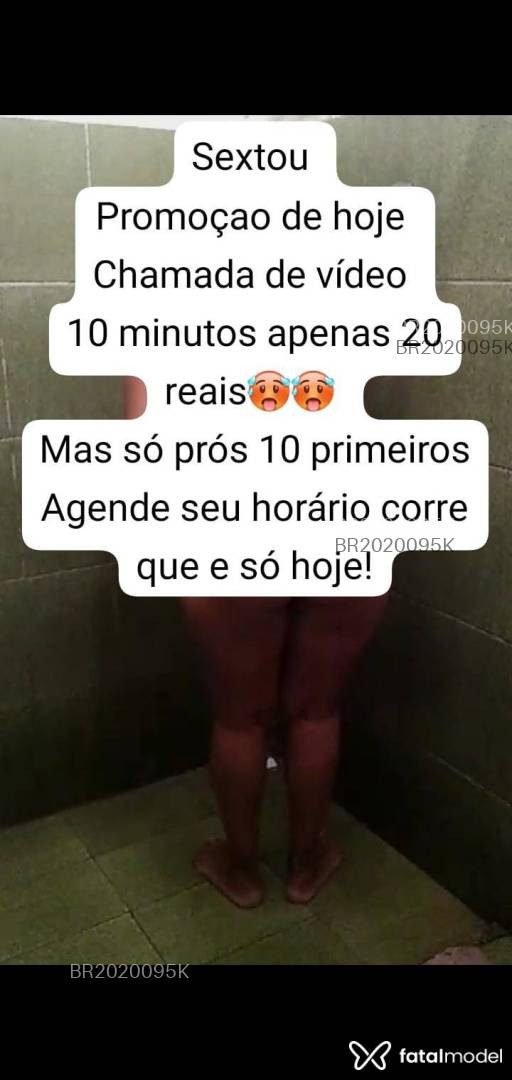 Acompanhante mulher com cabelo castanho de olhos castanhos em Virtual Acompanhante mulher com cabelo castanho de olhos castanhos em Virtual - Lorena Biazarttir