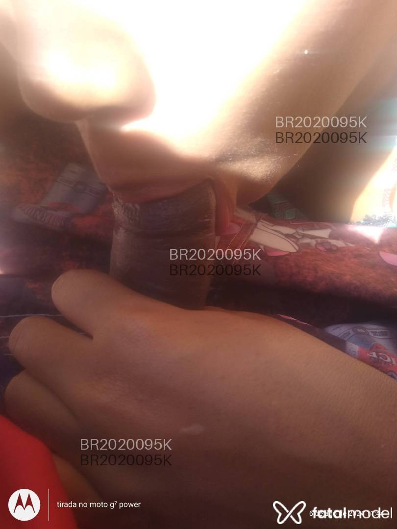 Acompanhante mulher com cabelo castanho de olhos castanhos em Virtual Acompanhante mulher com cabelo castanho de olhos castanhos em Virtual - Lorena Biazarttir
