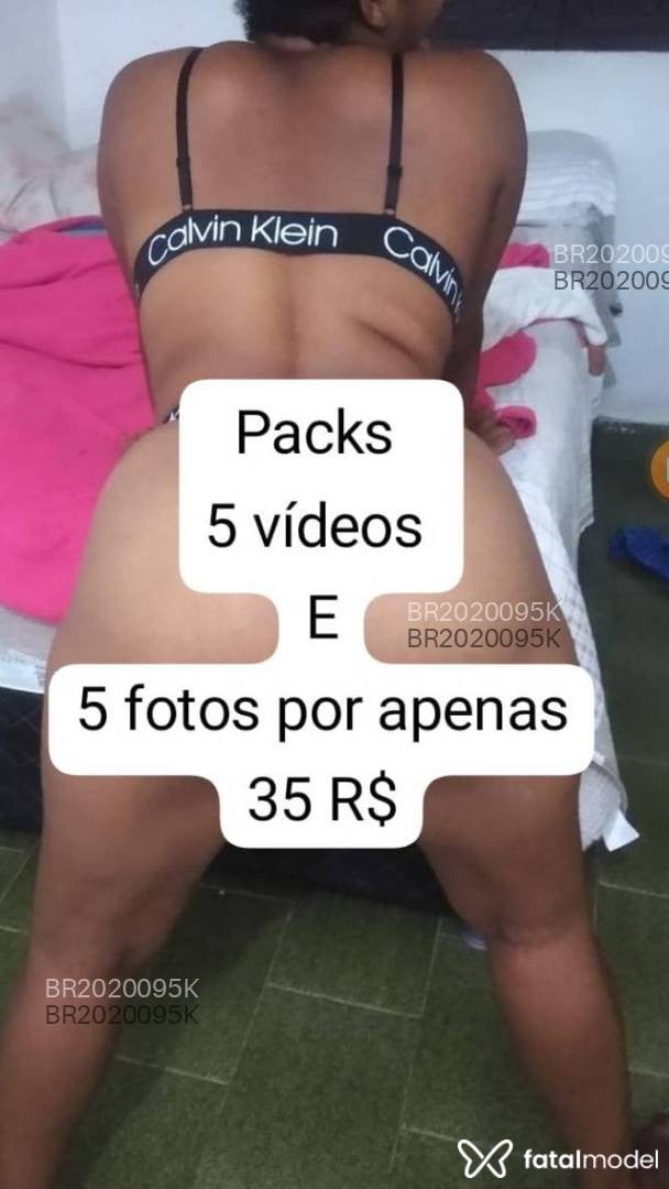 Acompanhante mulher com cabelo castanho de olhos castanhos em Virtual Acompanhante mulher com cabelo castanho de olhos castanhos em Virtual - Lorena Biazarttir