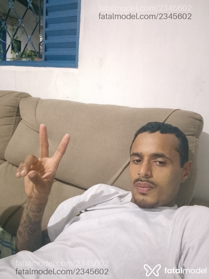 Acompanhante homem morena (o) de olhos pretos em Ananindeua - Mateus