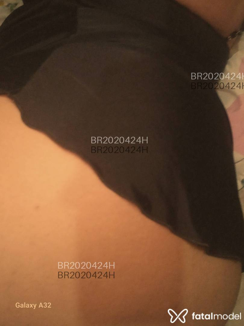 Acompanhante mulher morena (o) de olhos castanhos em Virtual - Talliyah