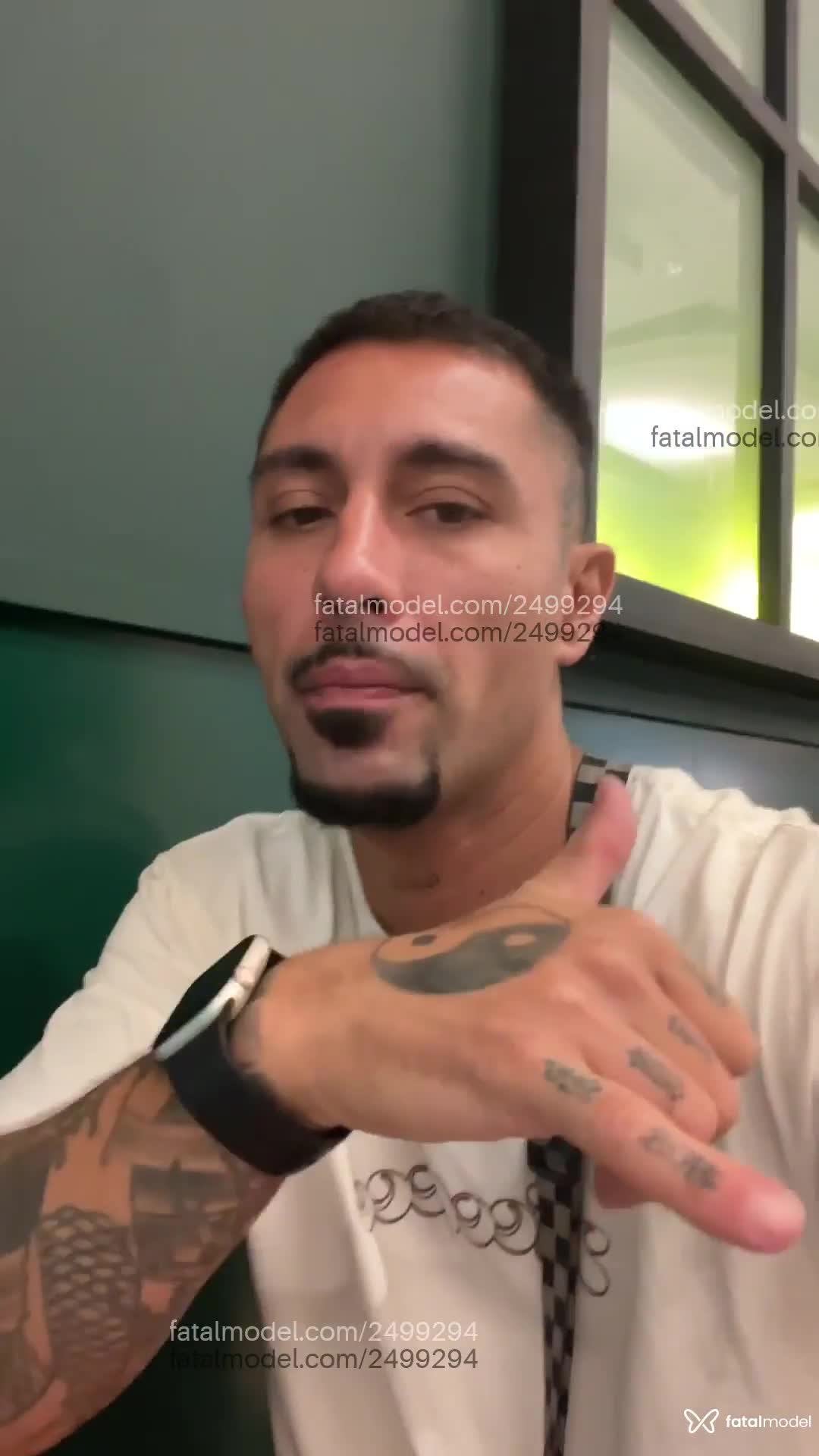 Acompanhante homem morena (o) de olhos mel - Henrique