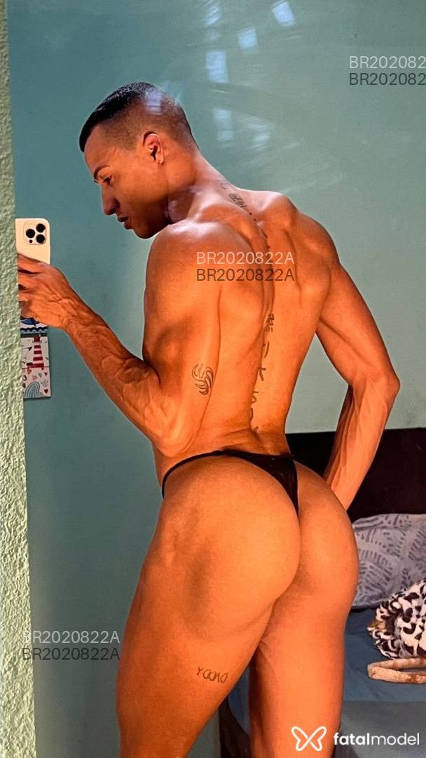 Acompanhante homem morena (o) de olhos castanhos em São Paulo - Rilley