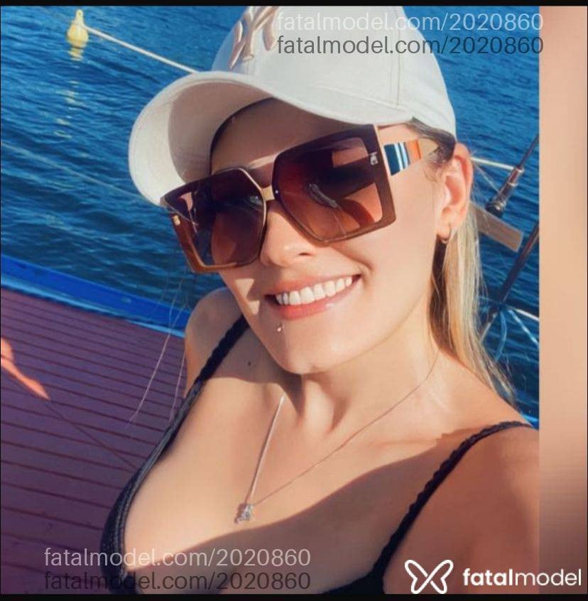 Acompanhante mulher com cabelo castanho de olhos pretos em Araxá - Lis Vilela