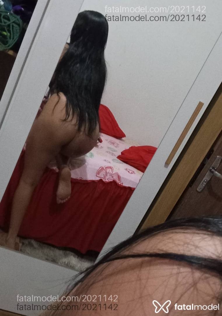 Acompanhante mulher morena (o) de olhos pretos em Querência Acompanhante mulher morena (o) de olhos pretos em Querência - Kekezinha