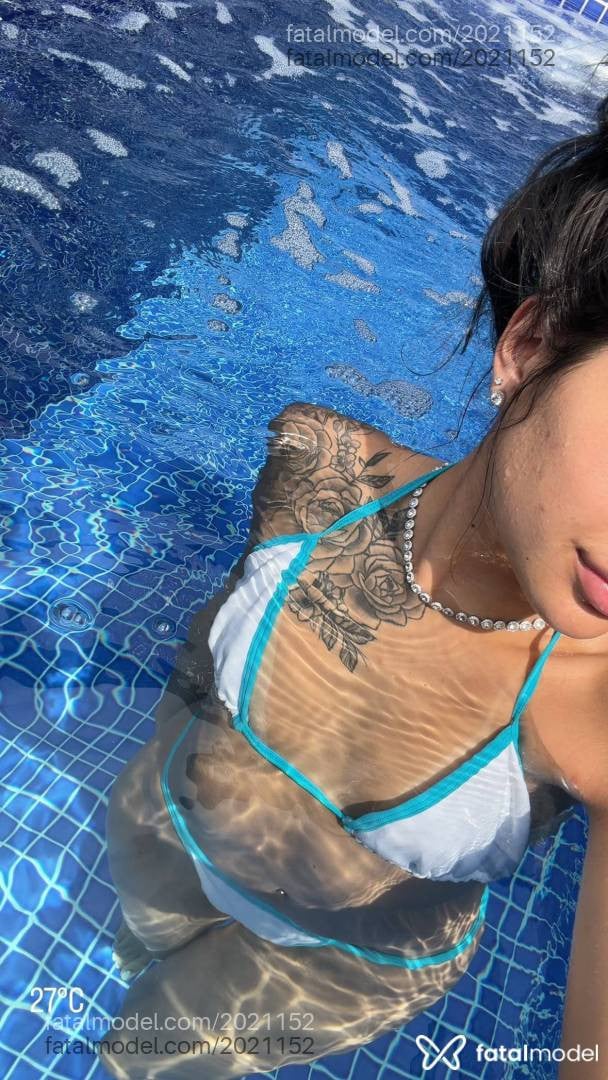 Acompanhante mulher morena (o) de olhos castanhos - Melly