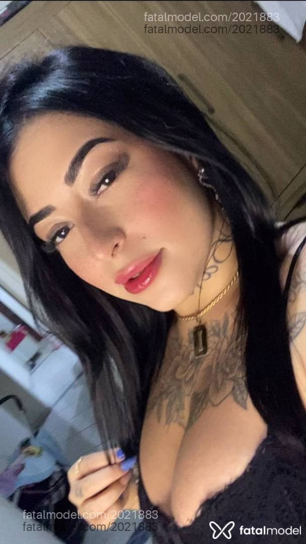 Acompanhante mulher morena (o) de olhos pretos em Ubatuba Acompanhante mulher morena (o) de olhos pretos em Ubatuba - Mirella Novaes
