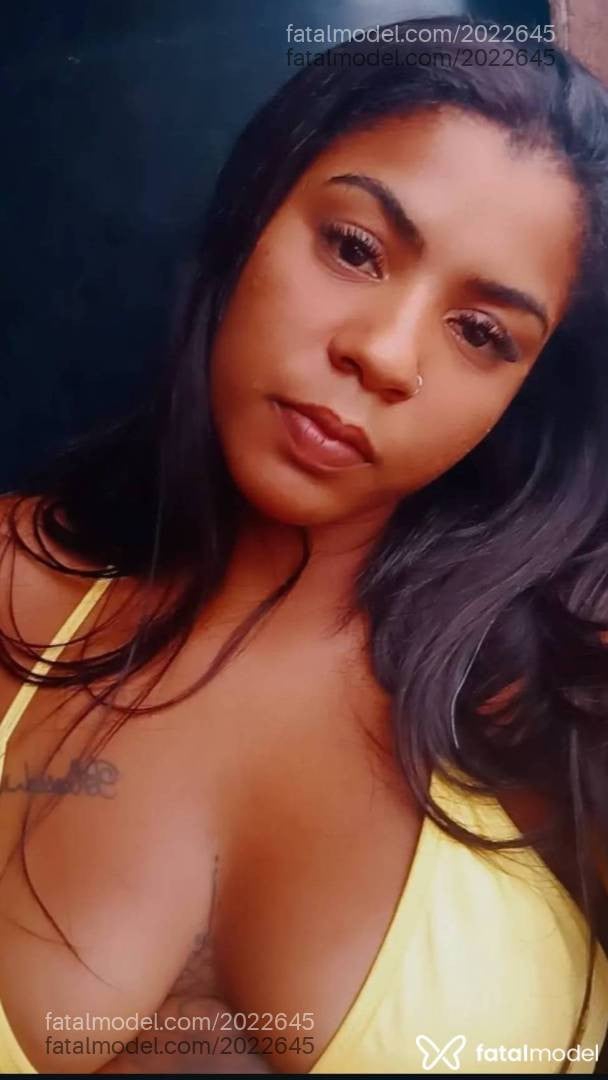 Acompanhante mulher loira (o) de olhos mel - Debora