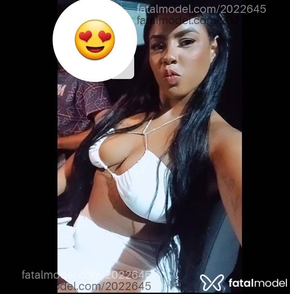Acompanhante mulher loira (o) de olhos mel - Debora