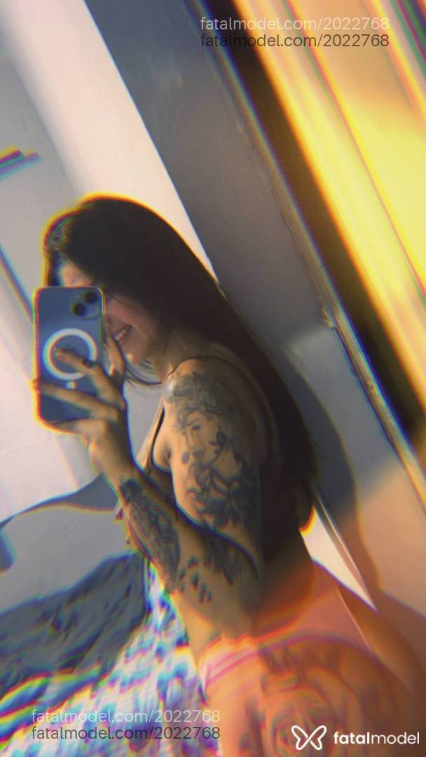 Acompanhante mulher loira (o) de olhos castanhos em Balsas - Laís Monteiro